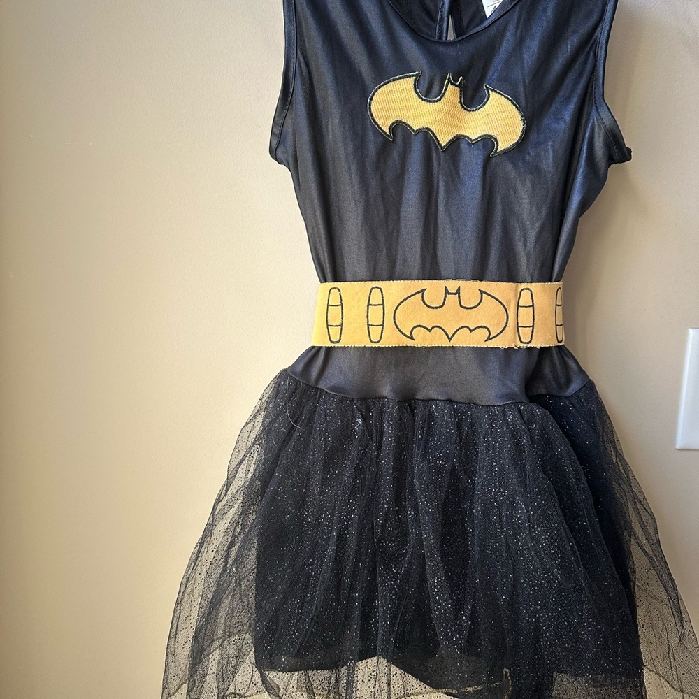 Kids Black and Yellow Superhero Costume Halloween girls, belt, cape